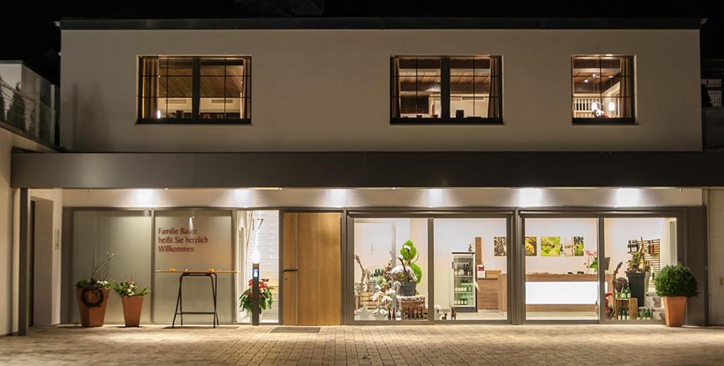 Gaestehaus Bauer - Schlafen Auf Dem Weingut Heilbronn Exteriör bild
